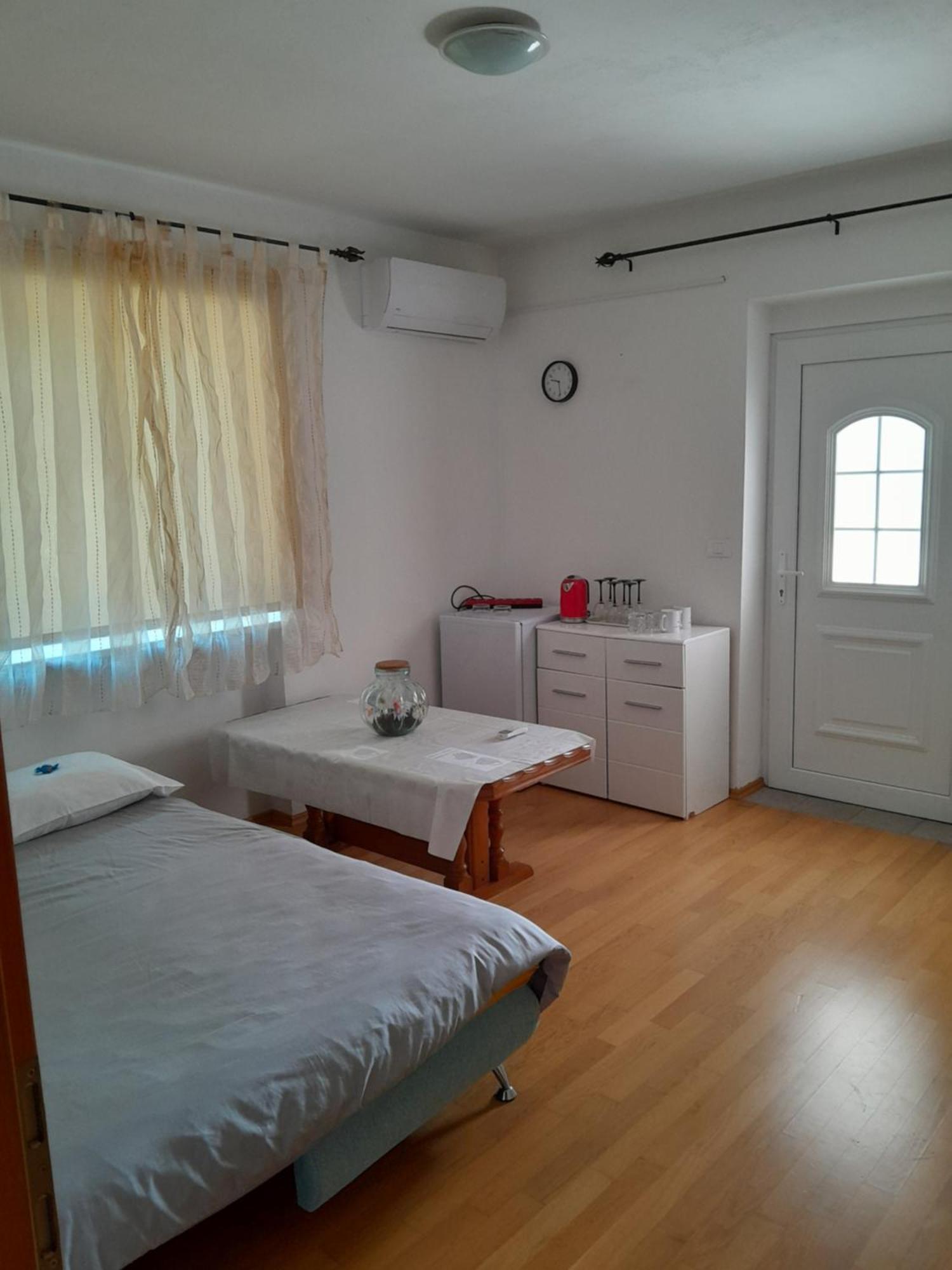 Apartmaji Strunjan Buitenkant foto